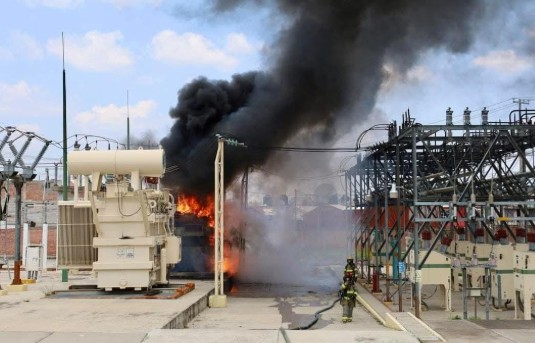 Incendio por falla no despejada en subestación eléctrica